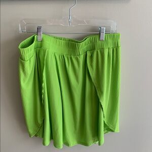 White birch 2x Vibrant Green Women's Skort